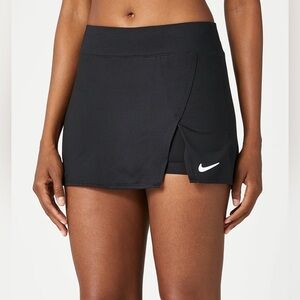 Nike Women's Core Victory Straight Skirt